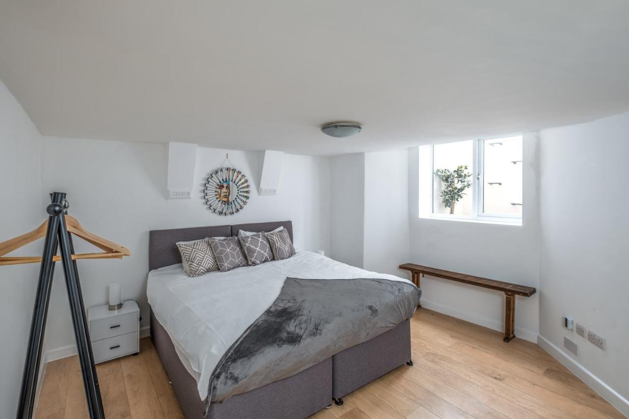 Cosy Flat In Free Parking Area, Next To Bus Stop Hove Buitenkant foto