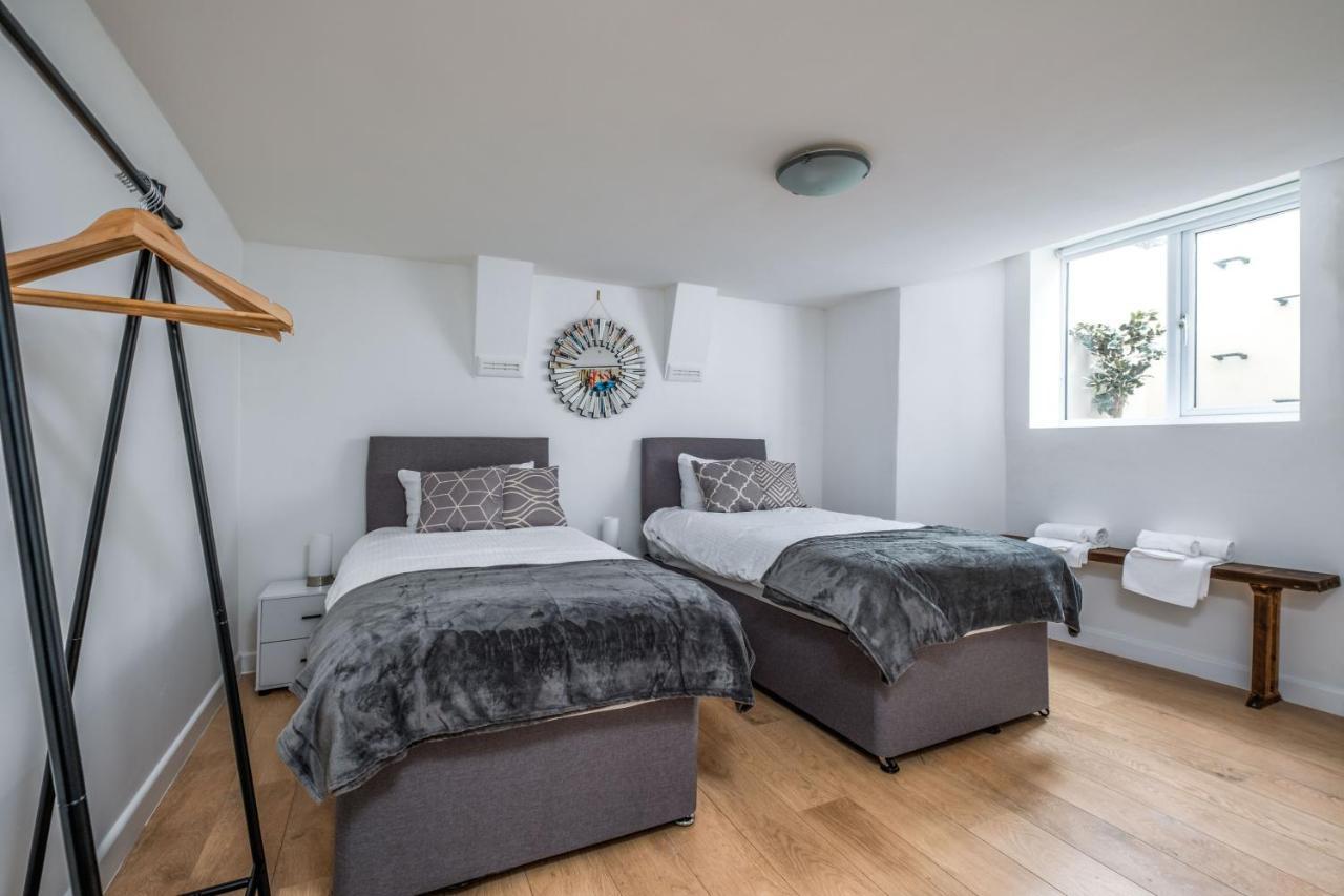 Cosy Flat In Free Parking Area, Next To Bus Stop Hove Buitenkant foto