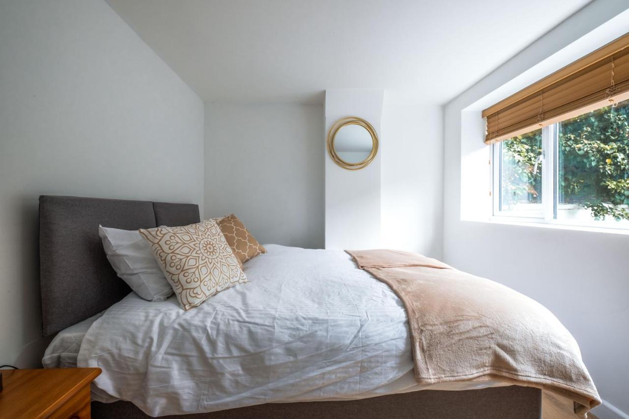 Cosy Flat In Free Parking Area, Next To Bus Stop Hove Buitenkant foto