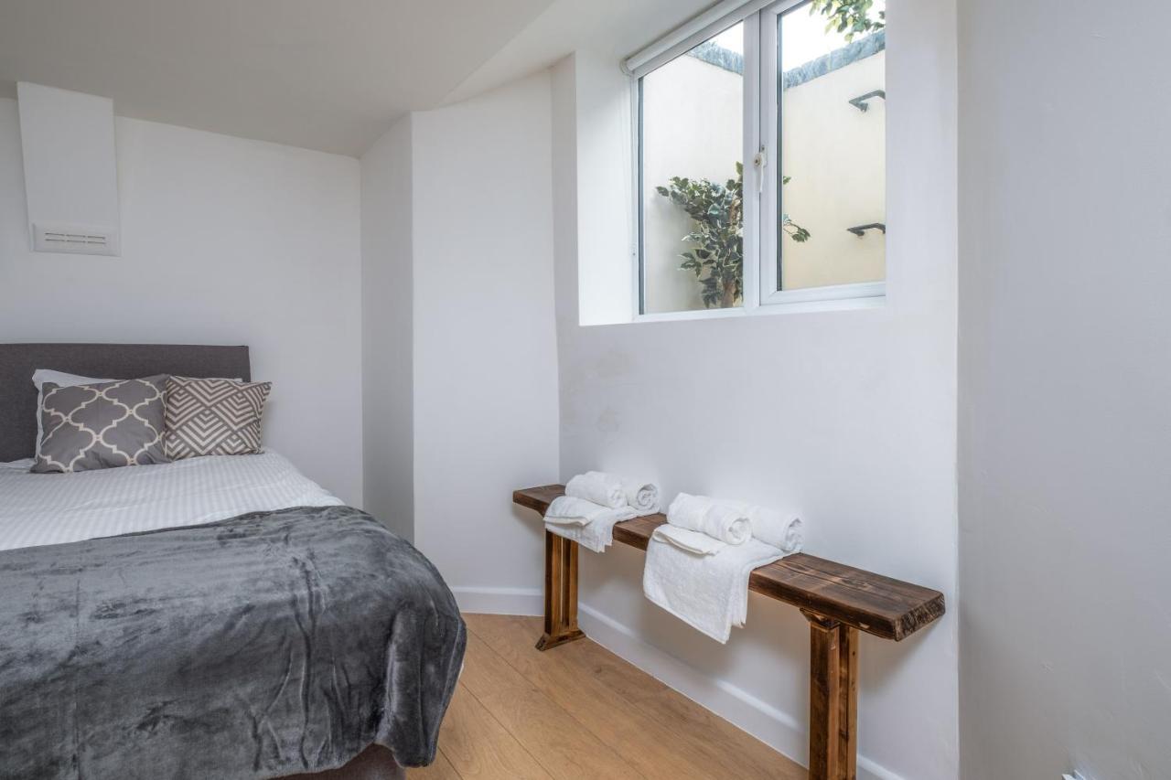Cosy Flat In Free Parking Area, Next To Bus Stop Hove Buitenkant foto